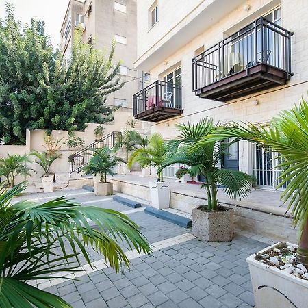 Casa De Aharon Apartments Haifa Exterior photo