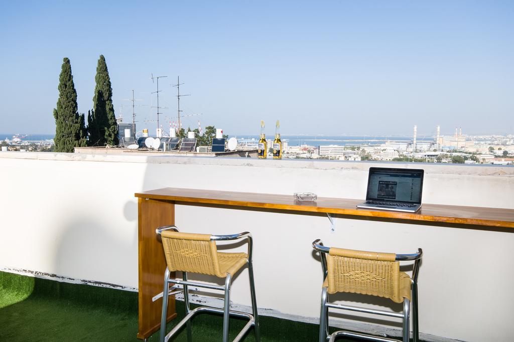 Casa De Aharon Apartments Haifa Exterior photo